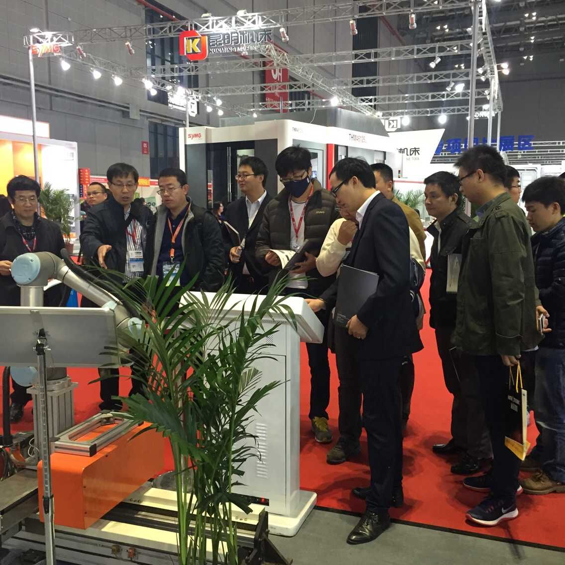 大正工業機器人上海工博展圓滿成功